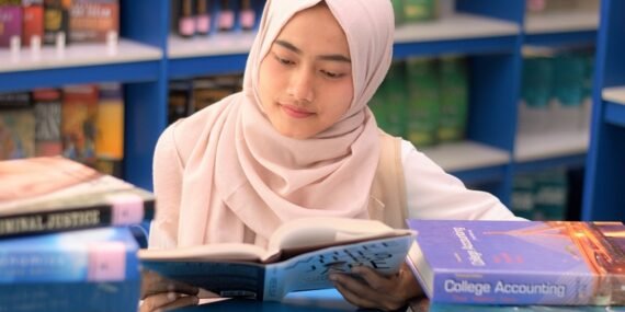 Tips Sukses Menjalani Perkuliahan di Semester Pertama: