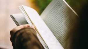Manfaat Membaca Buku Setiap Hari Bagi Otak: